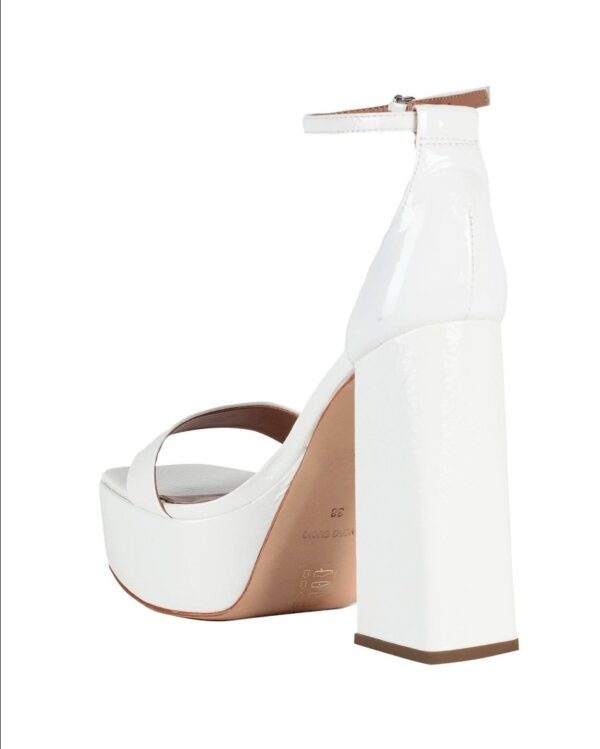 Chloevanpj Sandals #3226
